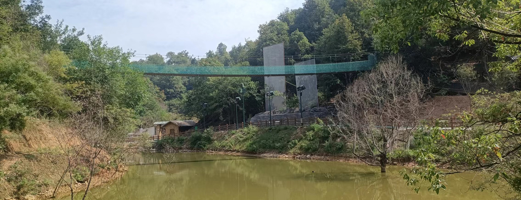 -浙江鵬鳴游樂(lè)設(shè)備有限公司